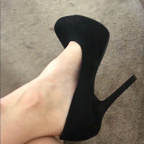 Black Steve Madden platforms - Picture 5 of 6